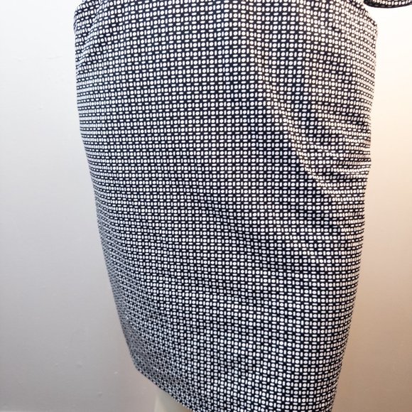 J Mclaughlin Size Medium Dress Black White Print Catalina Pockets Bodycon Casual - Picture 8 of 13